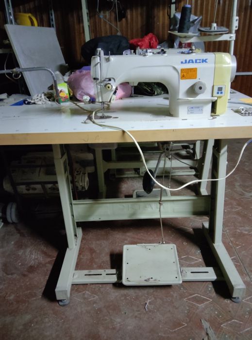 Швейная машина Jack 9100B