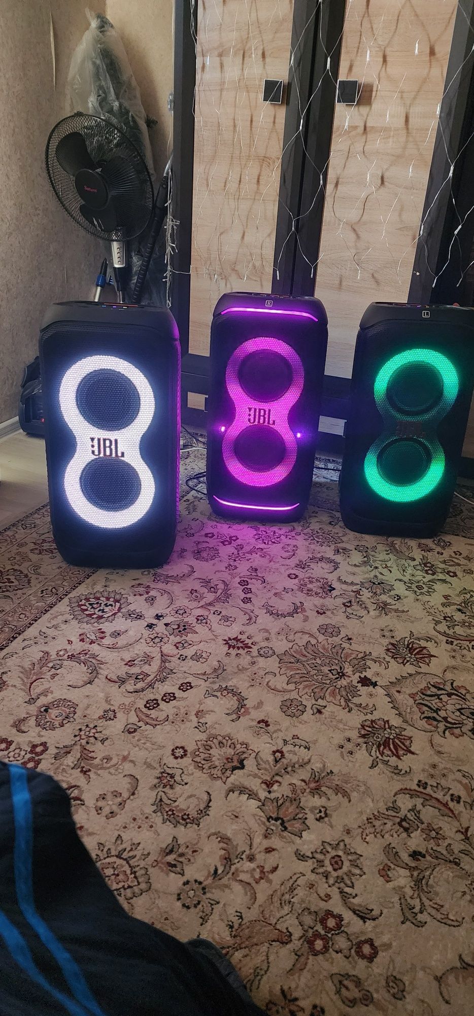 JBL  PartyBox stage 320