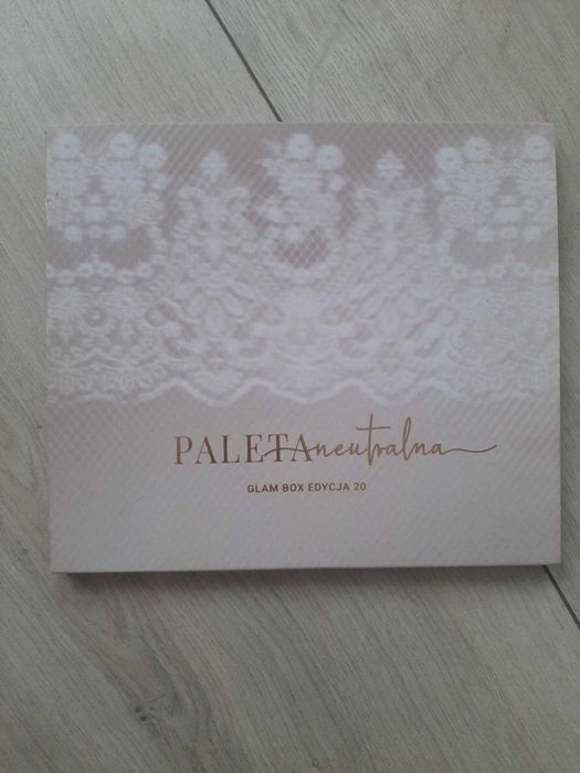 Paleta cieni Paleta Neutralna Glambox edycja 20