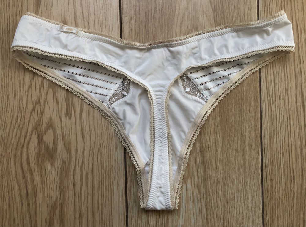 Majtki Triumph stringi M