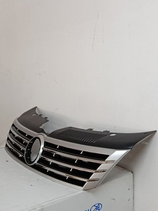 Решітка радіатора VOLKSWAGEN PASSAT CC