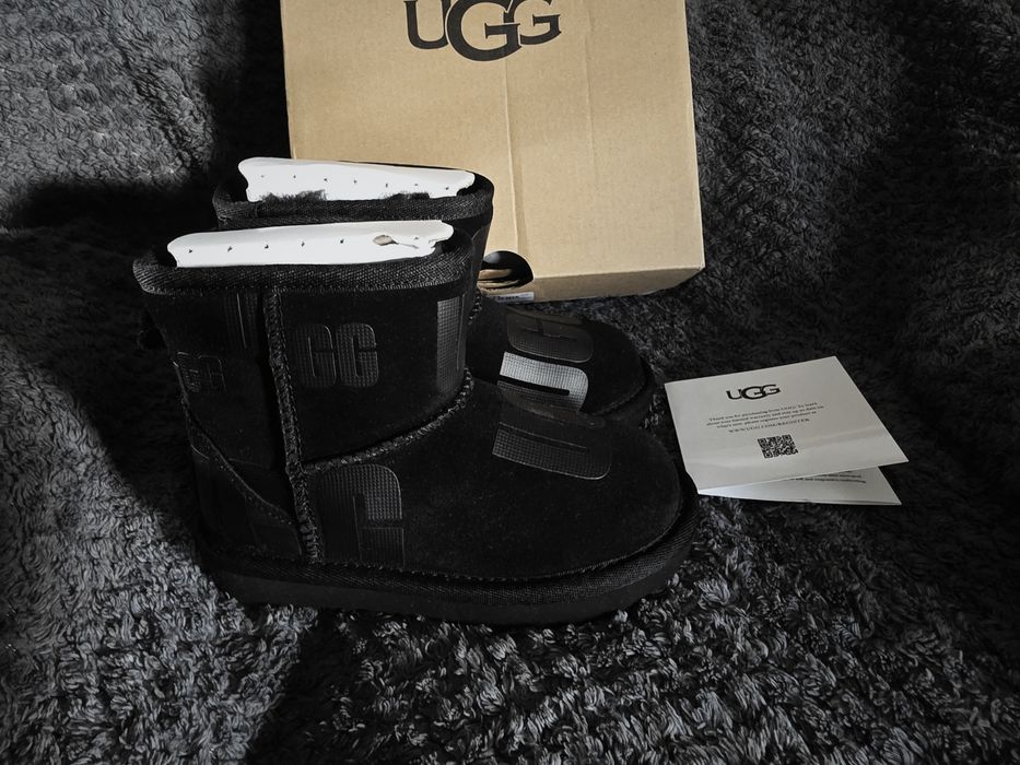 Nowe oryginalne śniegowce UGG 26