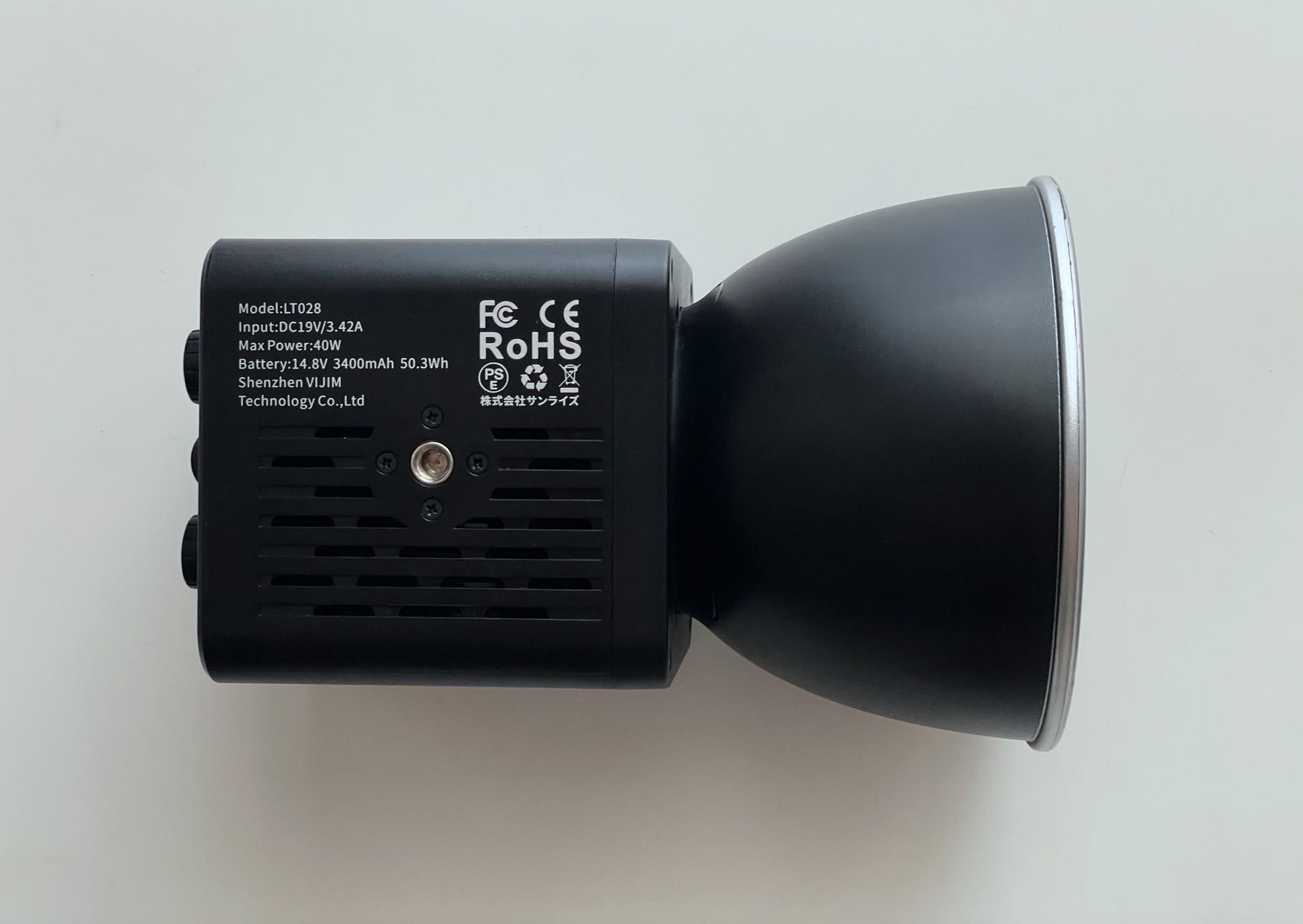 Ulanzi 40W L28 COB Bi-Color 2500–6500K LED portable