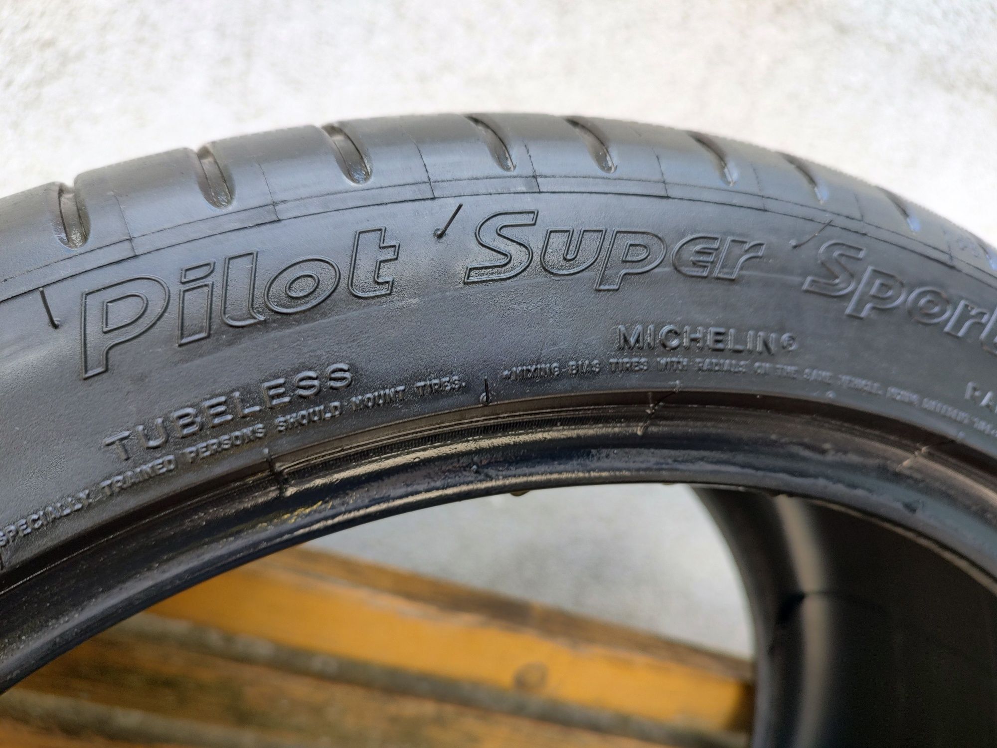 Michelin Pilot Super Sport 295/35/20 105Y NO