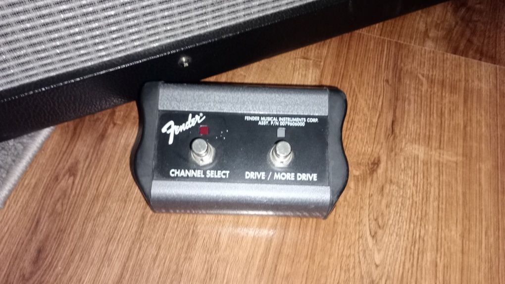 Fender hot rod deville III 212 60W combo wzmacniacz lampowy