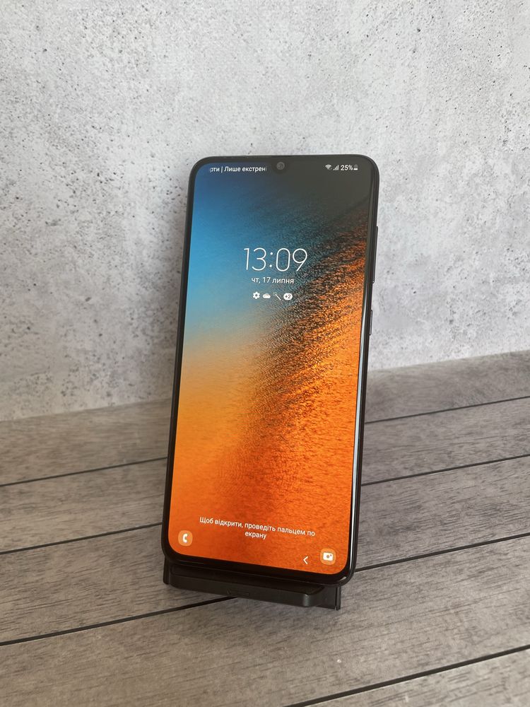 Смартфон Samsung A70 6/128 GB