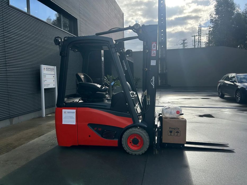 Empilhador Linde Elétrico 1600 Kgs