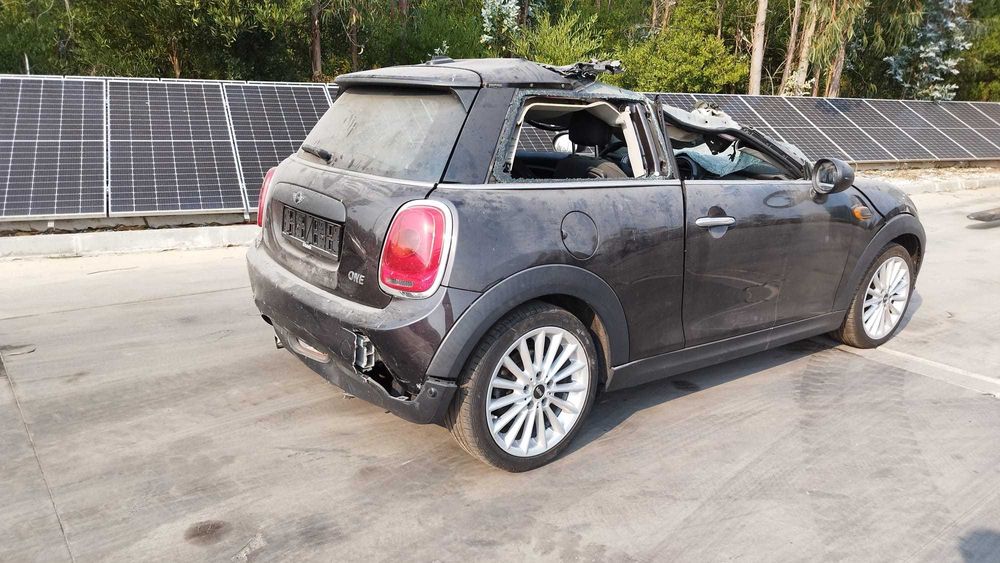 Mini One 2014 sinistrado