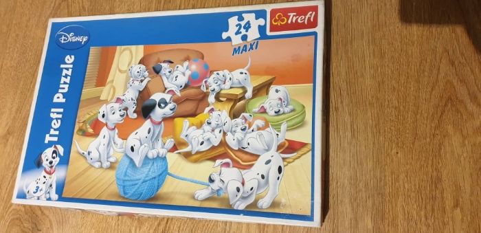 Puzzle Maxi 101 Dalmatyńczyków Trefl