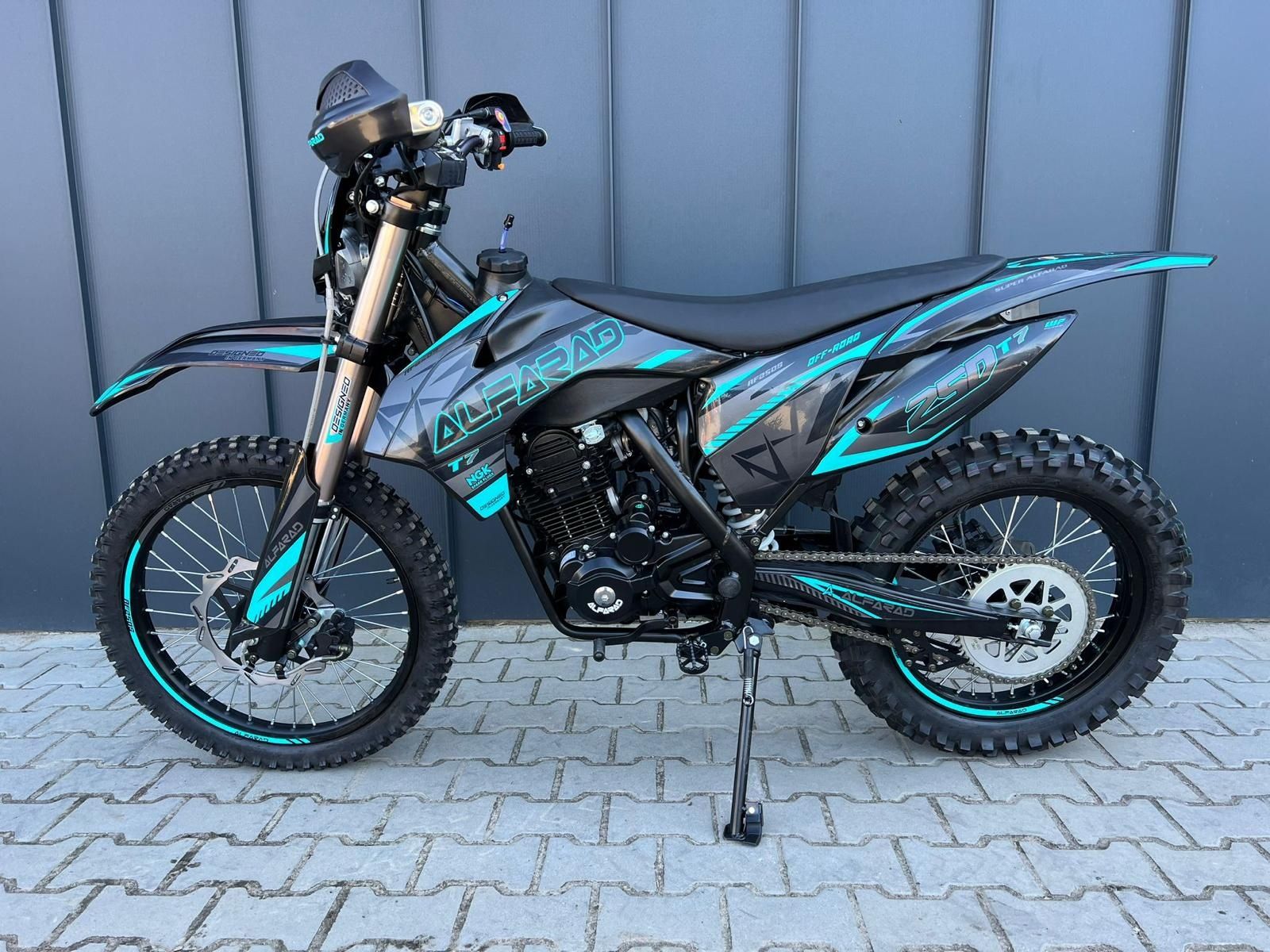 Cross Kxd 250cc raty na telefon