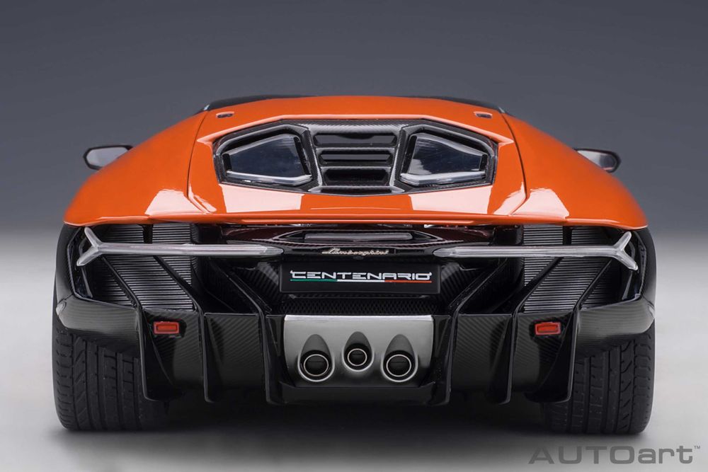 AUTOart 1:18 Lamborghini Centenario 2016 orange AA79201 -wada