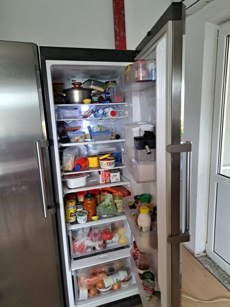 Lodówka Samsumg RR82PHIS