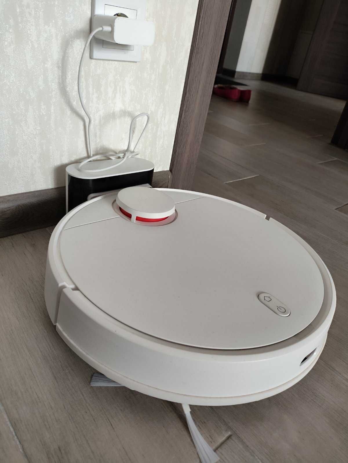 Робот пылесос Xiaomi Robot Vacuum S10