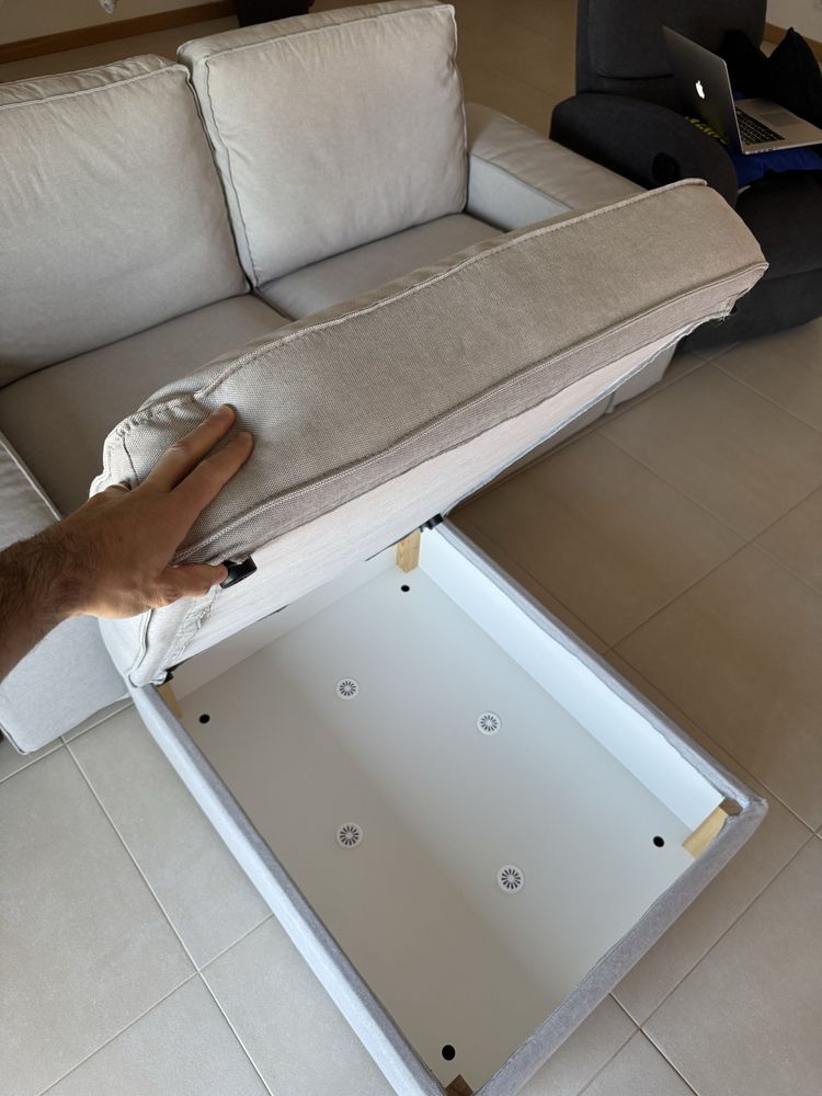 Sofá KIVIK - 2 lugares - IKEA + Pousa-Pés
