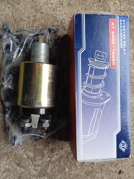 Реле втягивающее на 3 болта Таврия, Ланос к стартеру