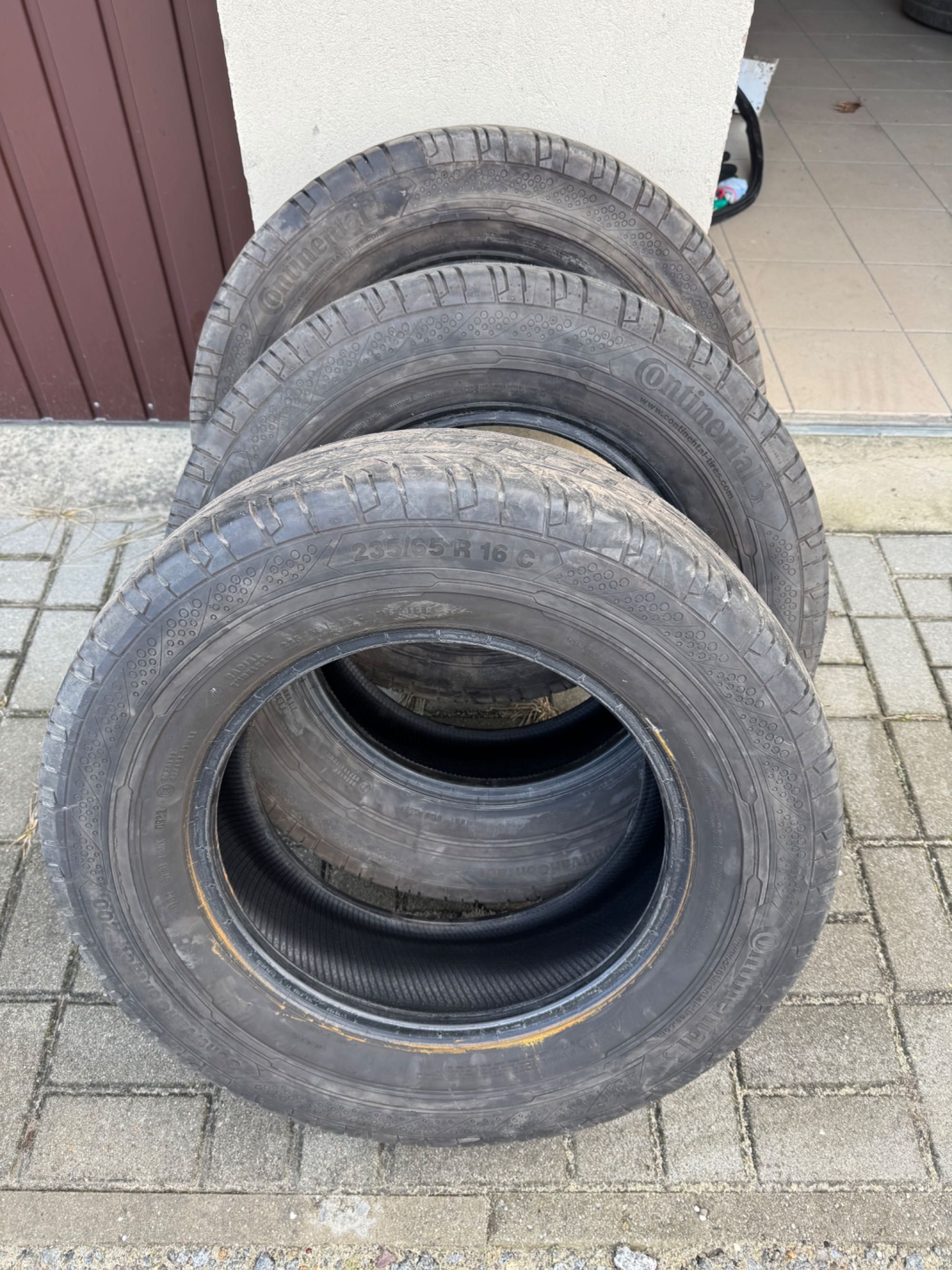Opony Continental 235/65R16C 2023rok