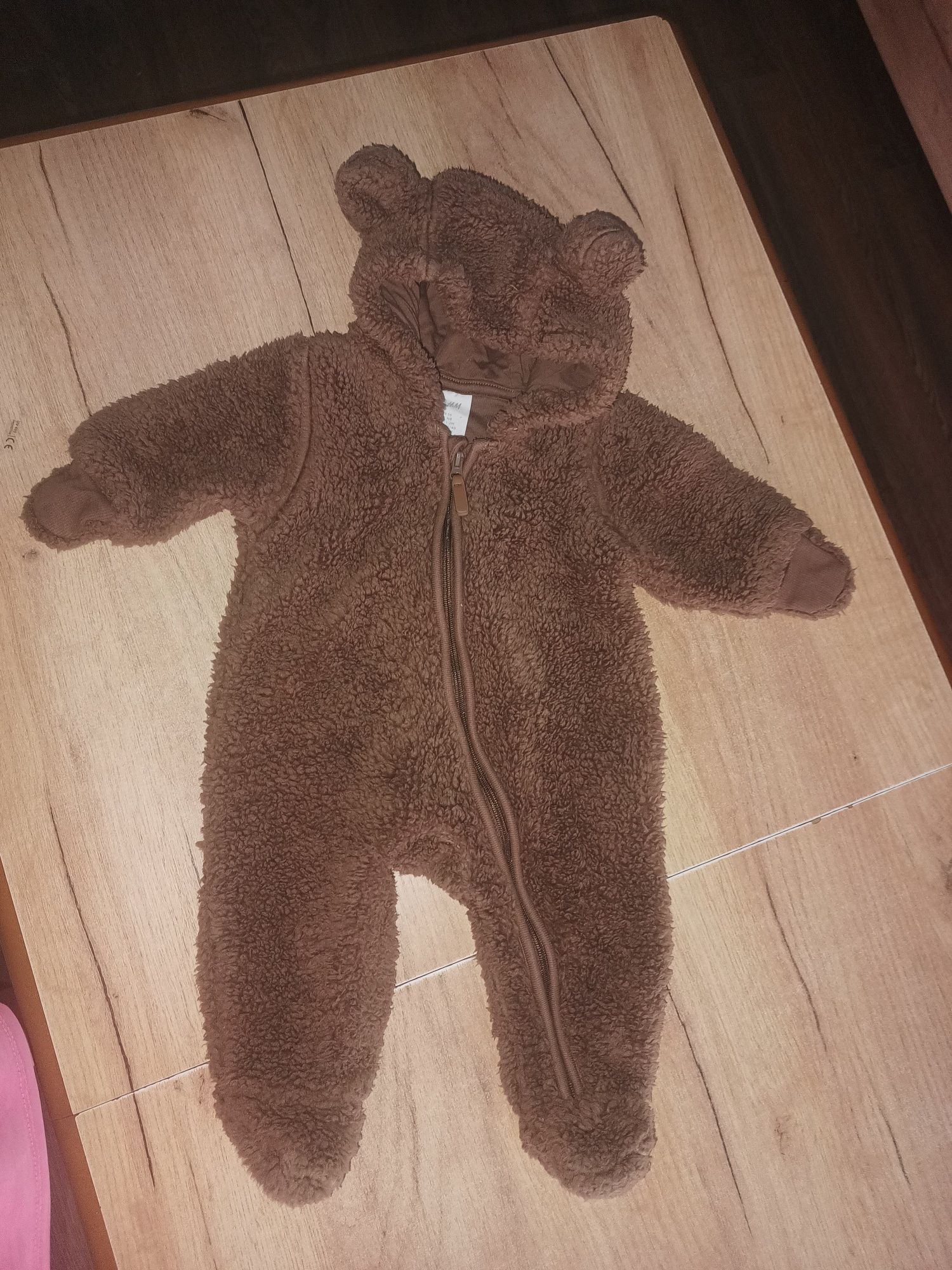 Czekoladowy Kombinezon Miś h&m na jesień 56cm