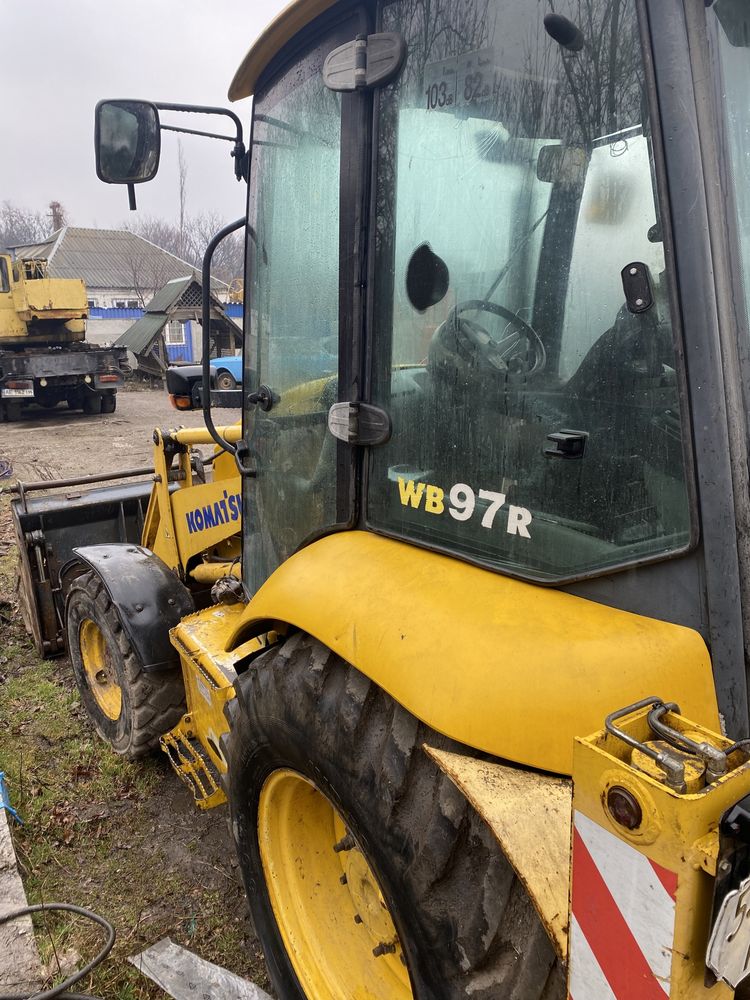 Продам экскаватор-погрузчик Komatsu WB 97-R05