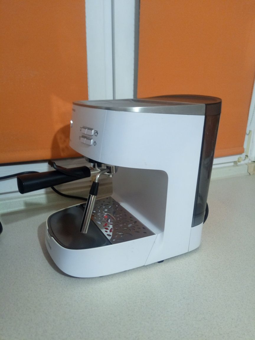 Ekspres kolbowy Electrolux Easypresso EEA 260 ekspres do kawy