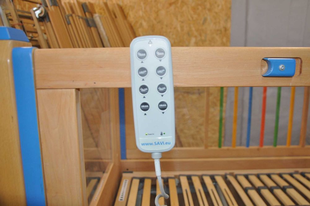 4 Dziecięce łóżko elektryczne rehabilitacyjne specjalne Savi 100x160