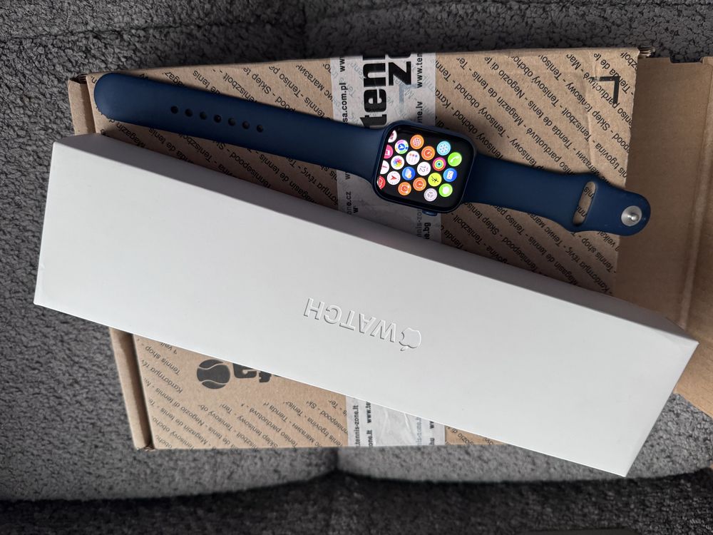 Apple Watch Series 7 Blue Aluminium Case 45mm