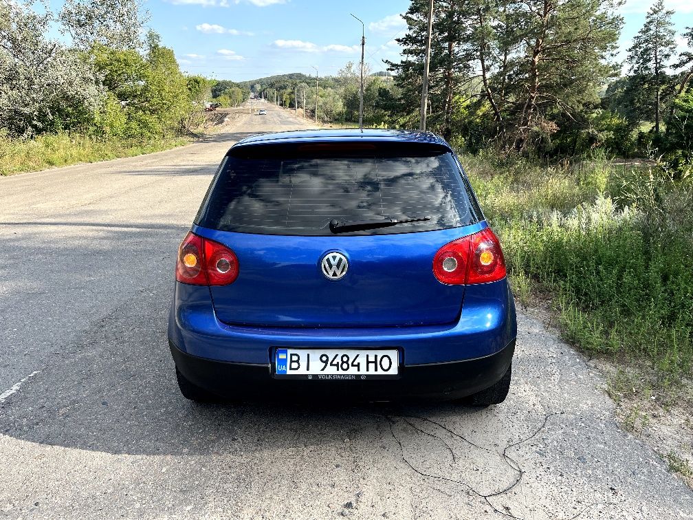 Volkswagen Golf 5 1.6 fsi