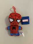 pluszak brelok marvel spiderman