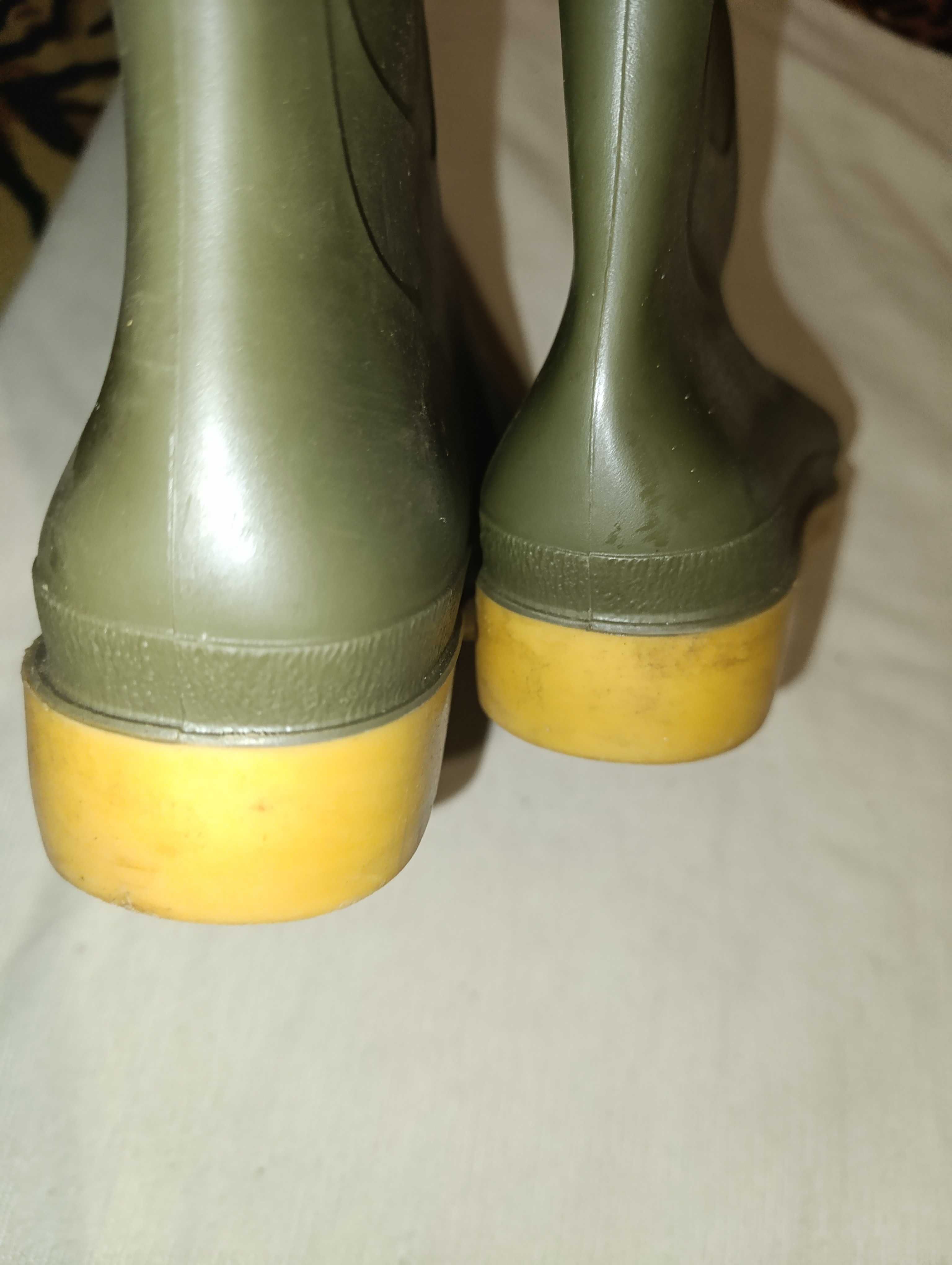 Резиновые сапоги женские, высокие. 39 р-р. Dunlop