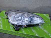 REFLEKTOR LAMPA PRAWY PRZÓD PEUGEOT 208 I 2012-2015 LED ORYGINALNA