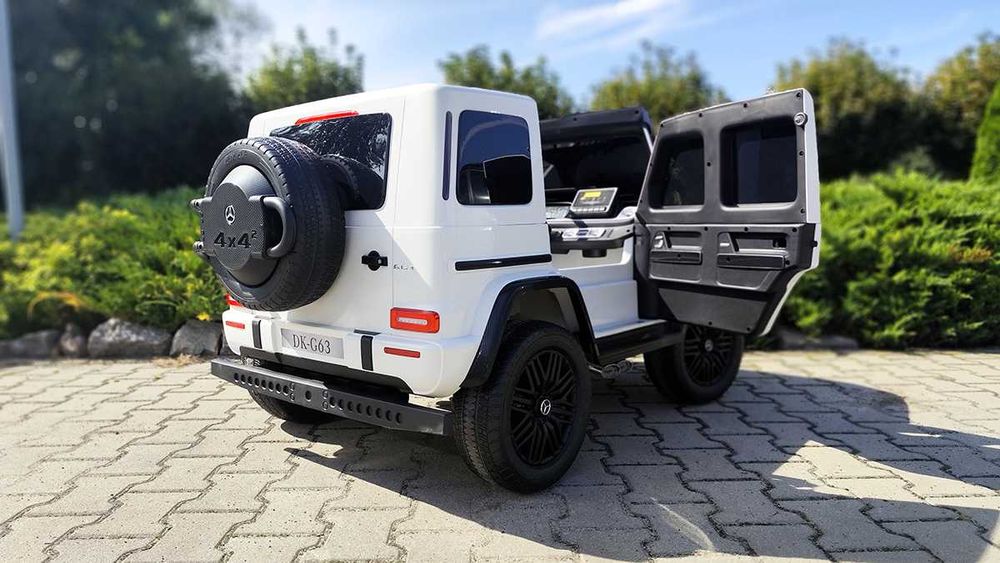 Ogromny Pojazd Na akumulator Dla Dziecka Mercedes G63 XXL 4x200W