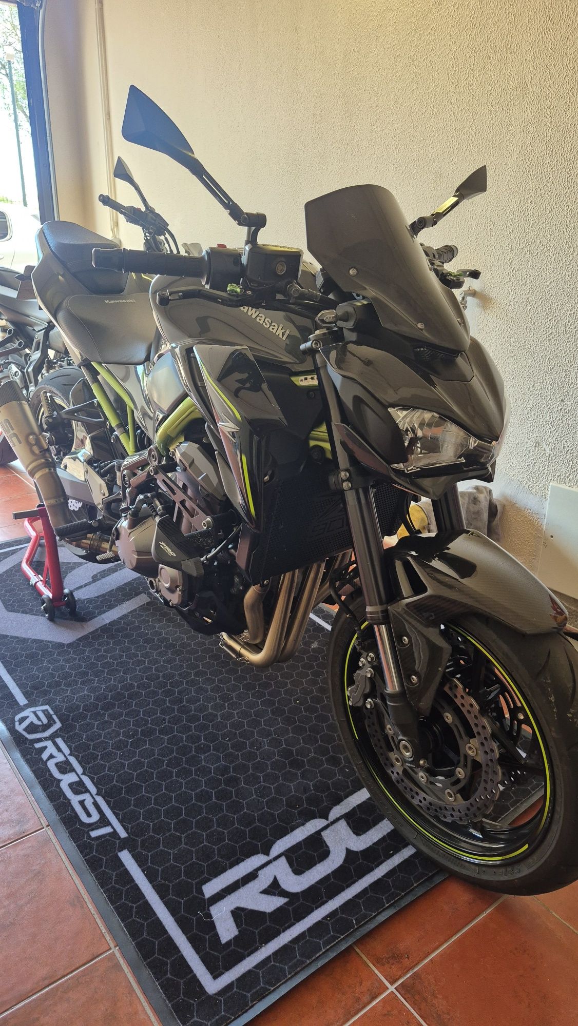 Vendo Kawasaki Z900