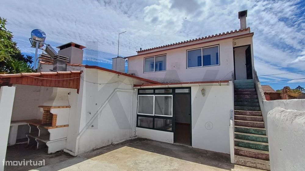 Moradia V5 com Quintal e 10 Boxes para Cavalos | Golegã – Capital d