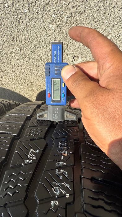 Шины б у 215/65R16c MICHELIN AGILIS ALPIN зима