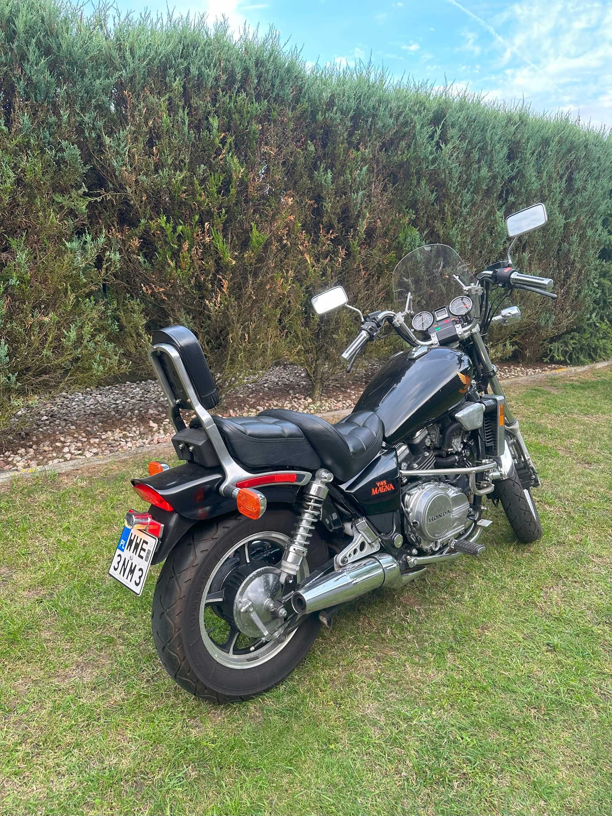 Honda Magna VF750