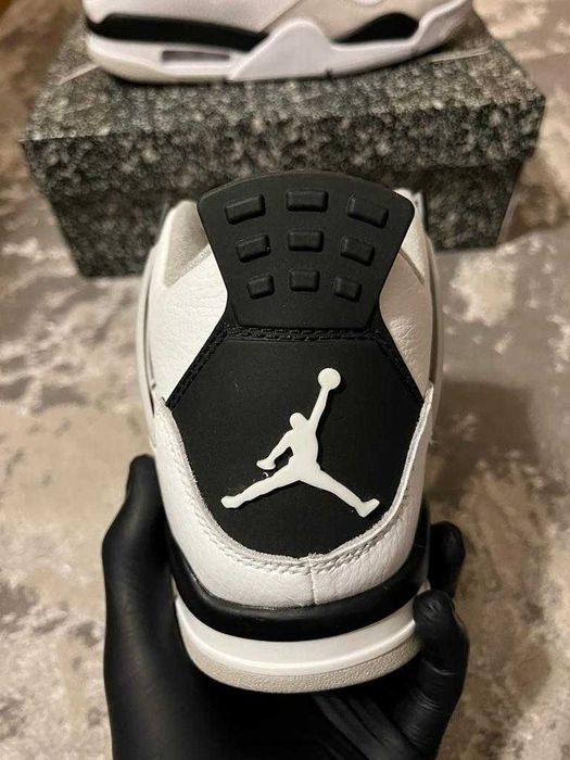 Jordan 4 Military Black