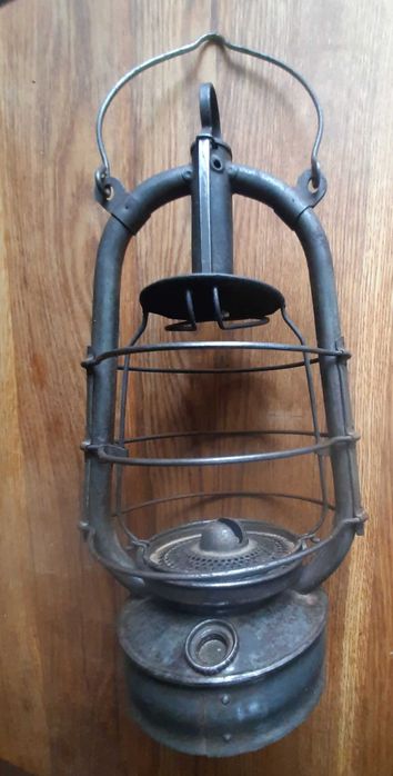 Stara lampa naftowa górnicza 6 D.R.PATENT, oryginalne szkło z napisami