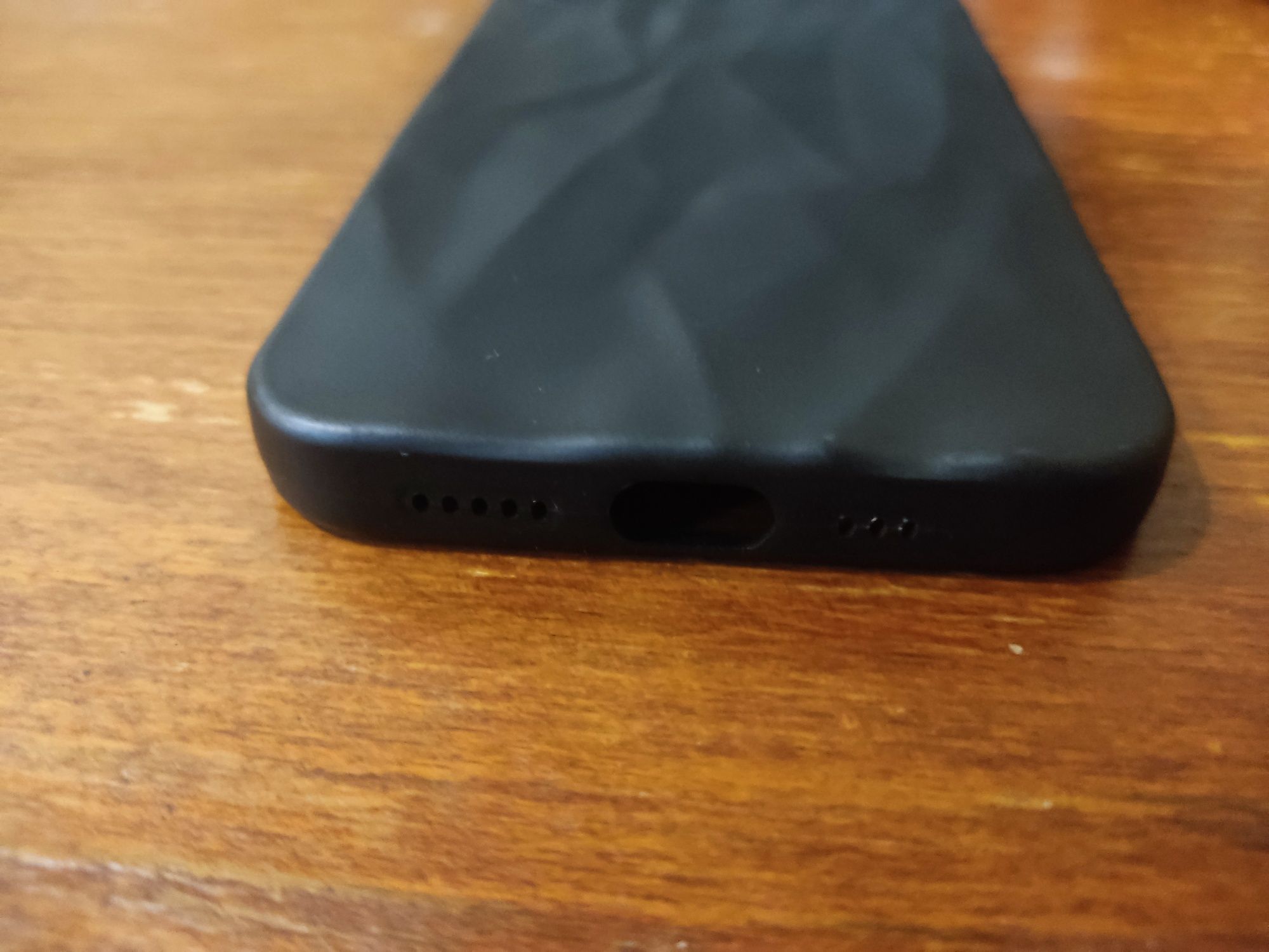 Бампер чехол на iPhone 11