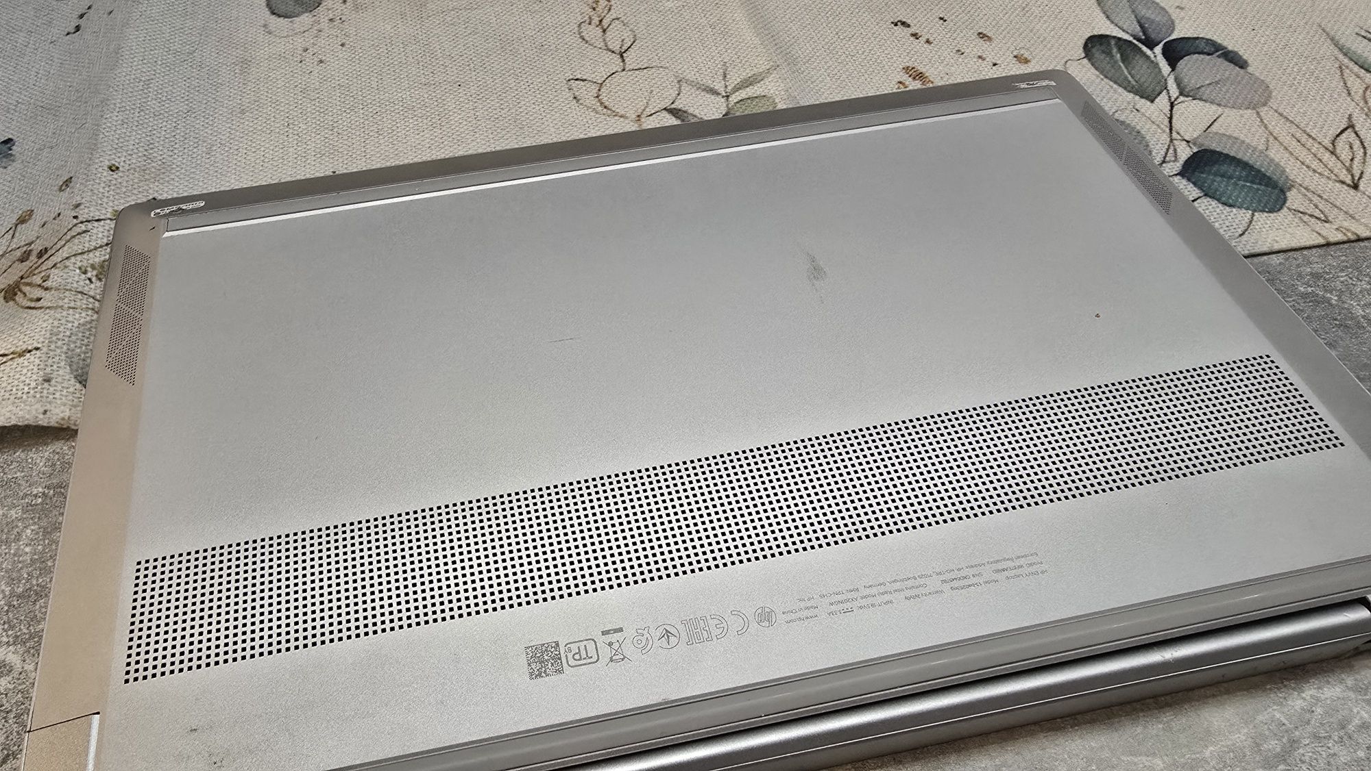 Ultrabook HP Envy 13 i5-1035G1 512gb ssd / 8gb