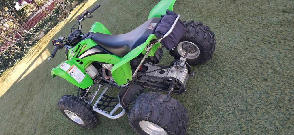 Moto4 Kawasaki KFX 400 LTZ