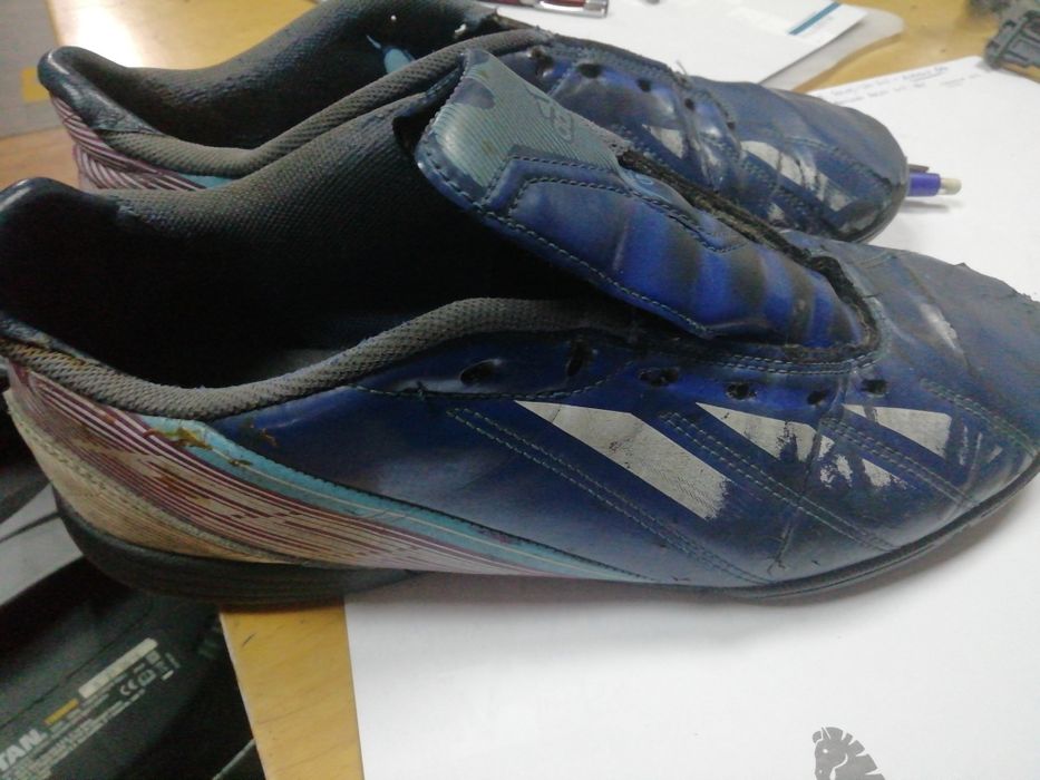 Adidas F5 futsal