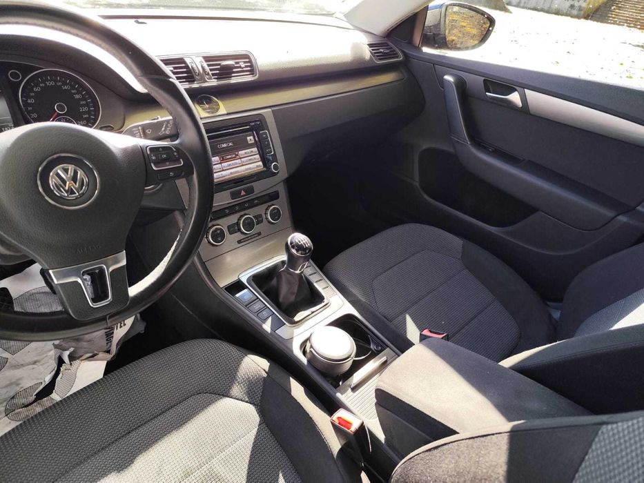VW Passat Variant 1.6 TDi Bluemotion 2014 Em Bom Estado