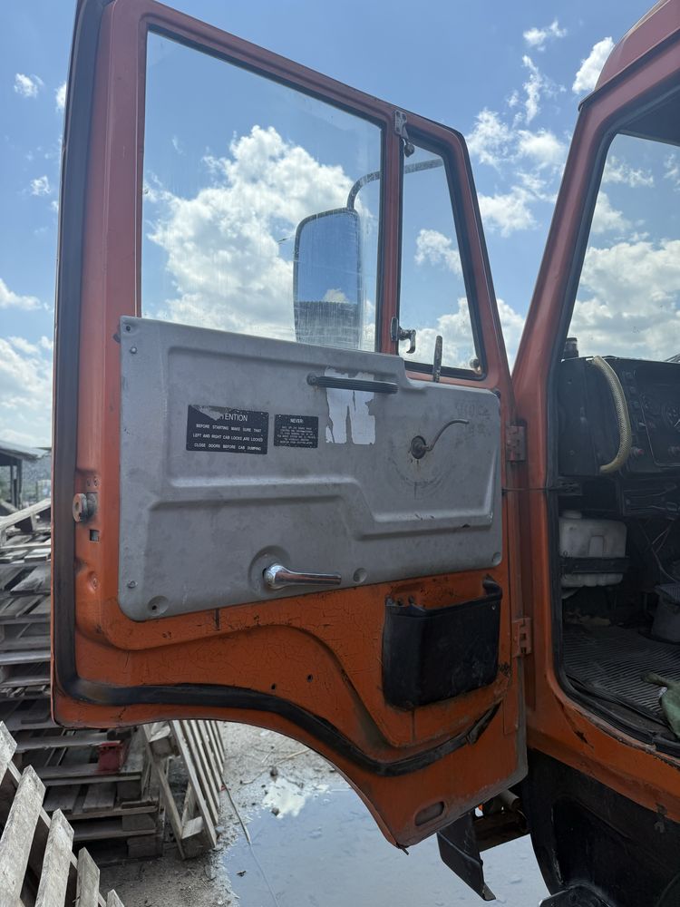 Камаз самоскид (53229)