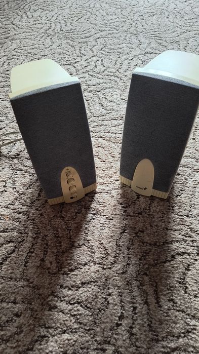 Комп'ютерні колонки Genius