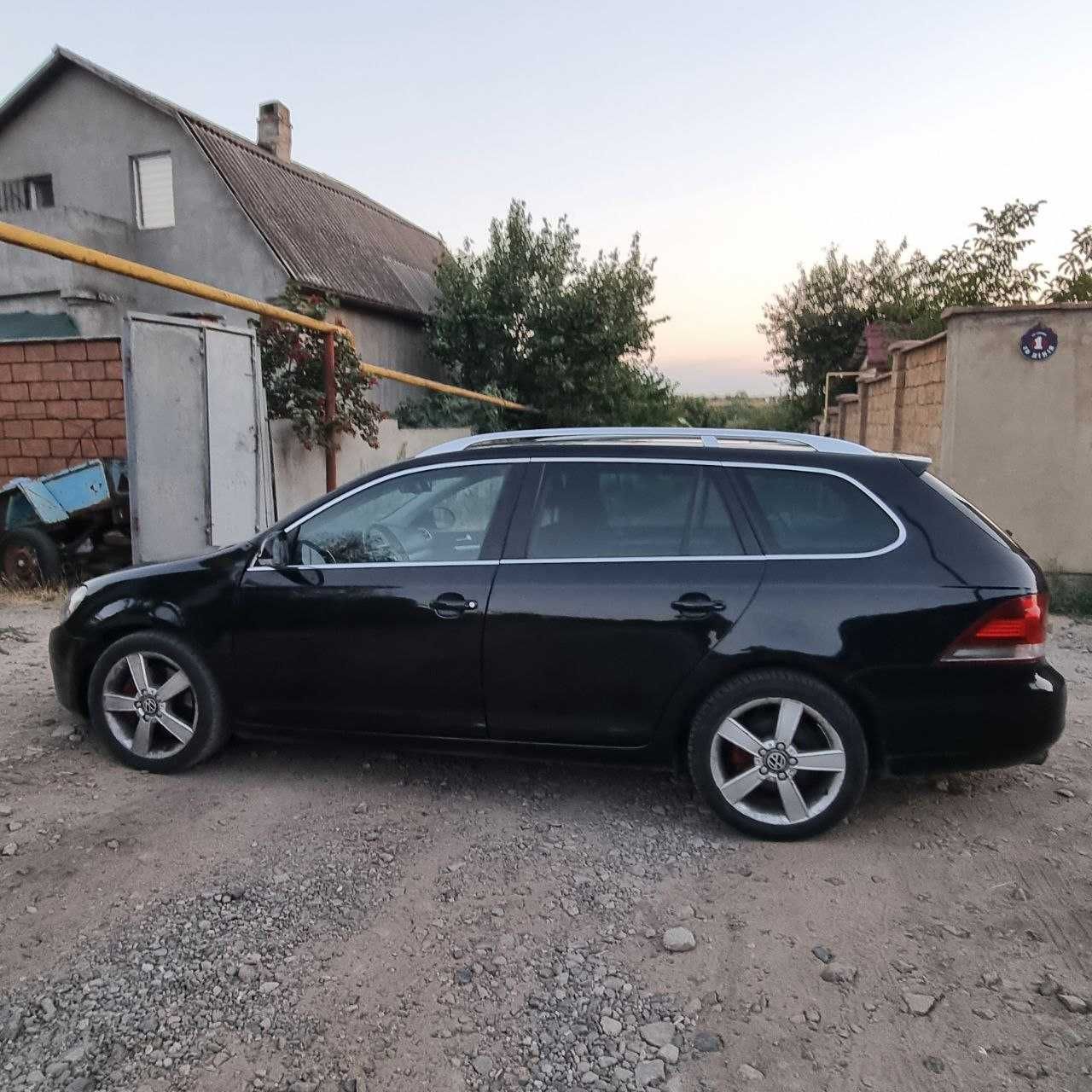 гольф6  2011 Г 1.6 бенз автомат  в отл сост
