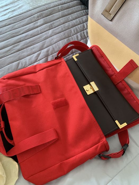 Pasta de documento em pele