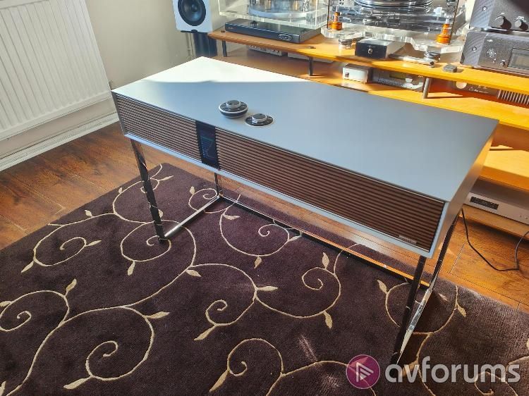 HI-FI аудіо система Ruark Audio R810