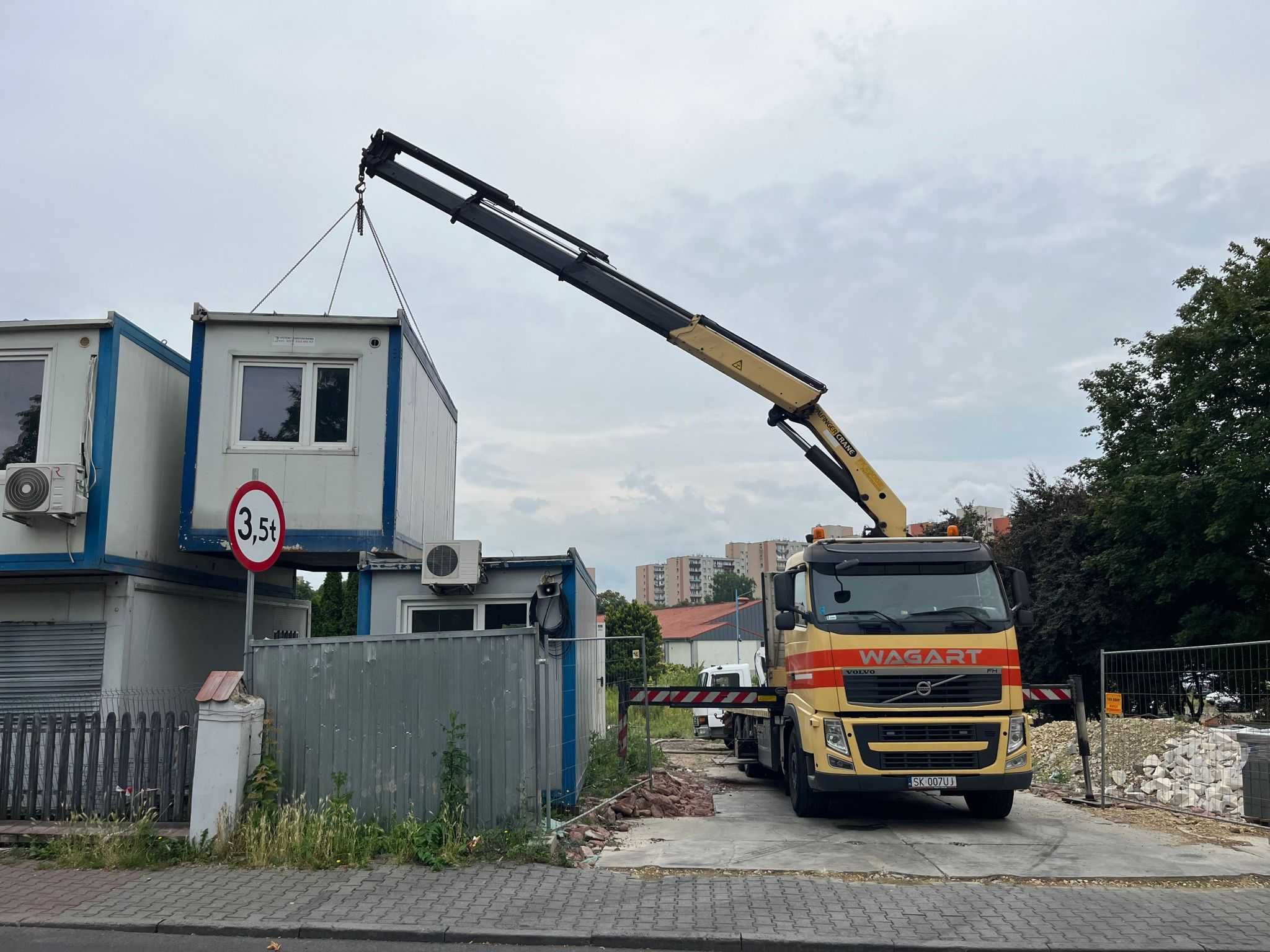 Transport HDS kontenery usługi HDS maszyny dźwigi lawety TANiO