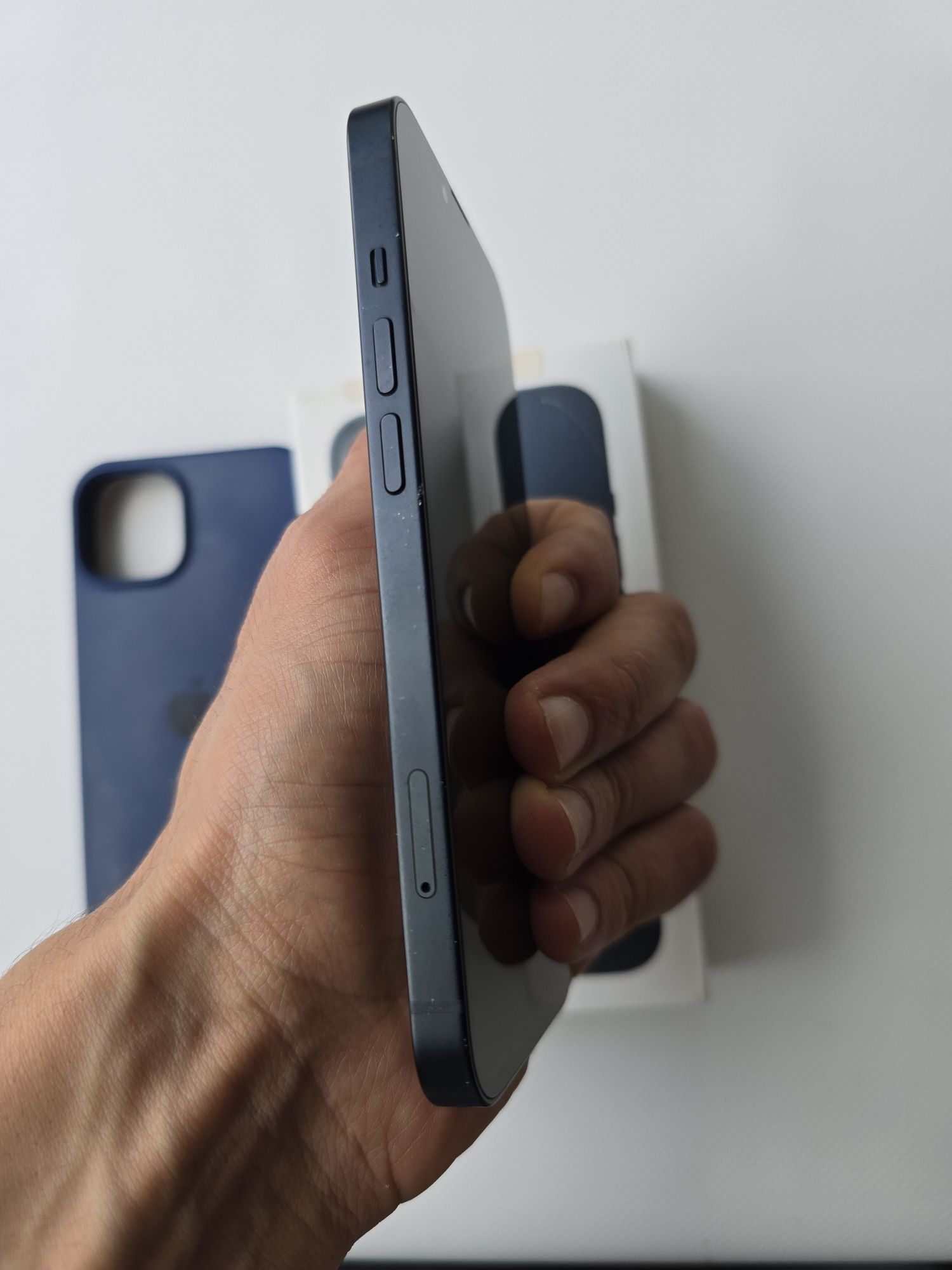 iPhone 13  256 gb Без втручань neverlock