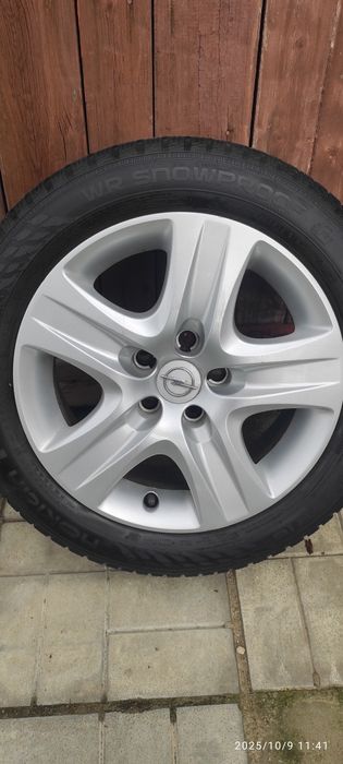 Felgi stalowe strukturalne 16 5x110 Opel + opony zimowe