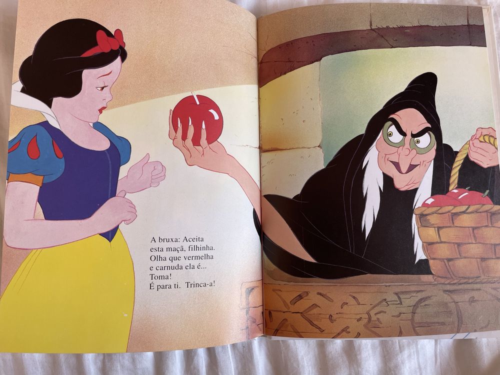 A branca de neve e os sete anões